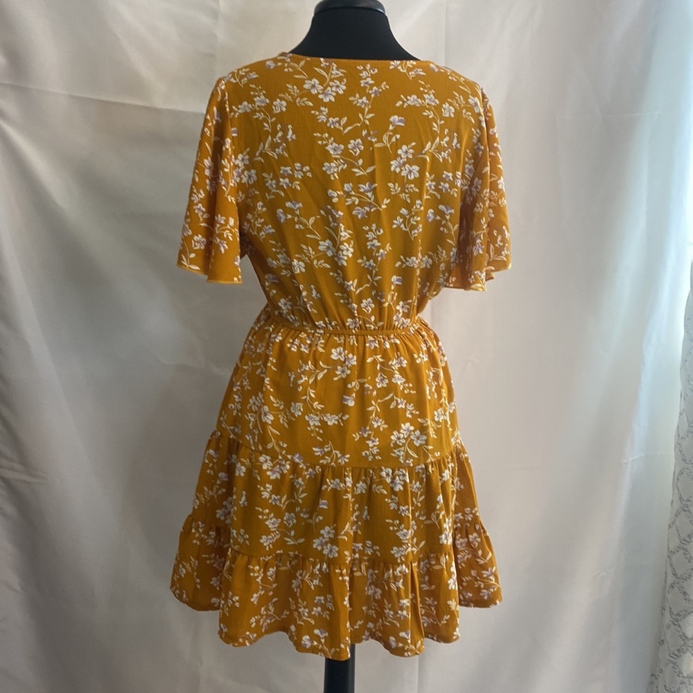 Mustard Yellow Floral spring dress flutter sleeves - Picture 5 of 6